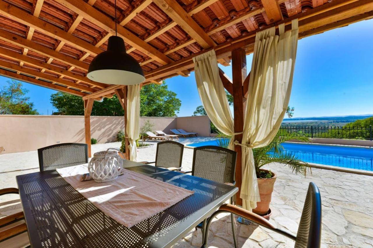 Holiday House Barba - Vrana Pakostane Ngoại thất bức ảnh