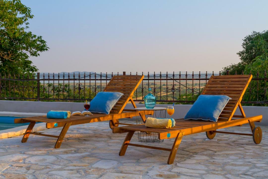 Holiday House Barba - Vrana Pakostane Ngoại thất bức ảnh
